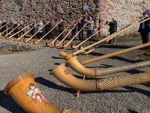 Alphorn-Konzert: Der Berg ruft – Das Alphorn klingt